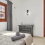 Modern Sea View *